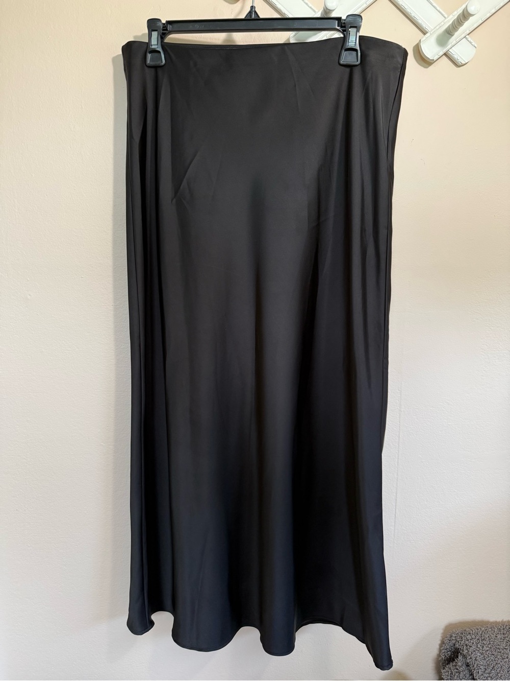 Zara Black Maxi Skirt with Fluid Draping